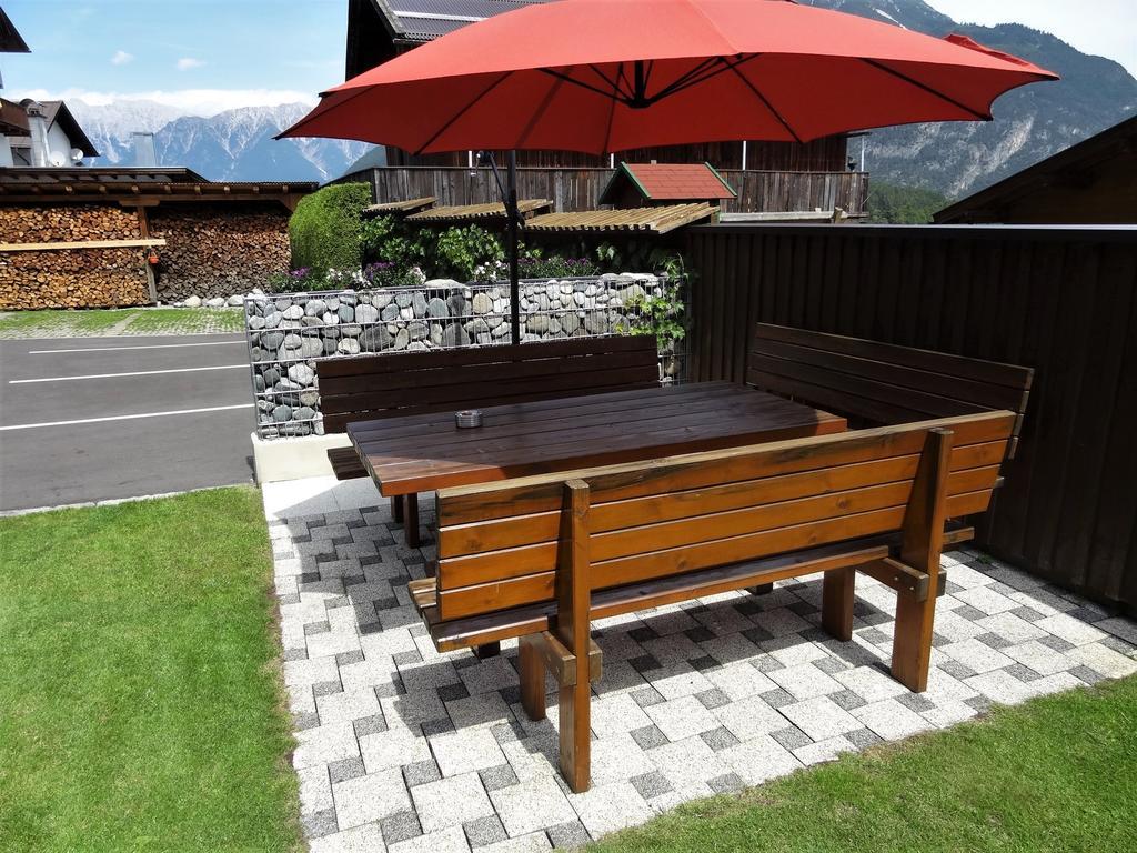 Pension Schoepf Arzl im Pitztal Exterior foto